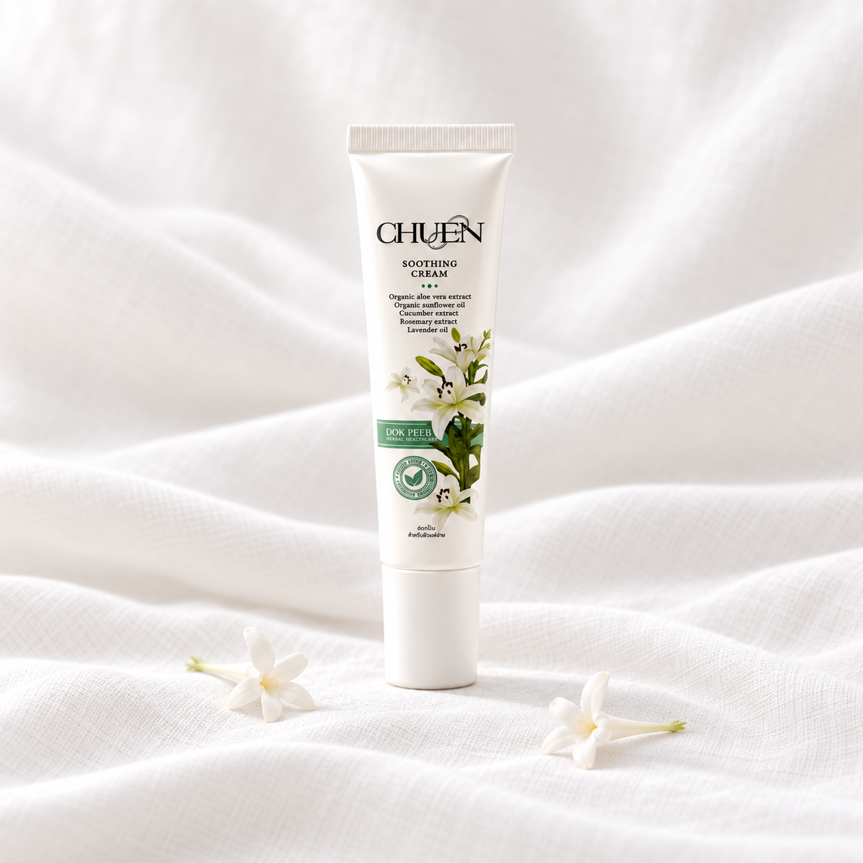 CHUEN Soothing Cream 15 g on white linen